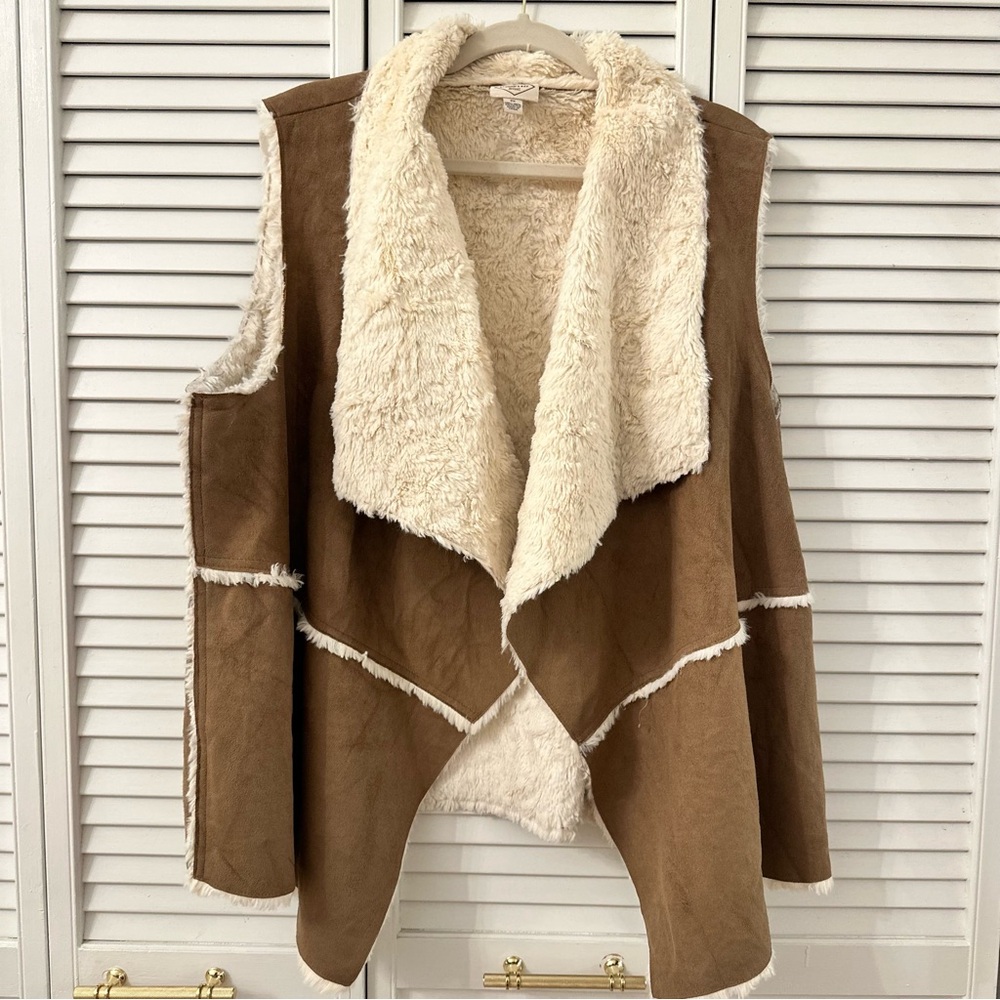 Brown Vest 2X St. John’s Bay